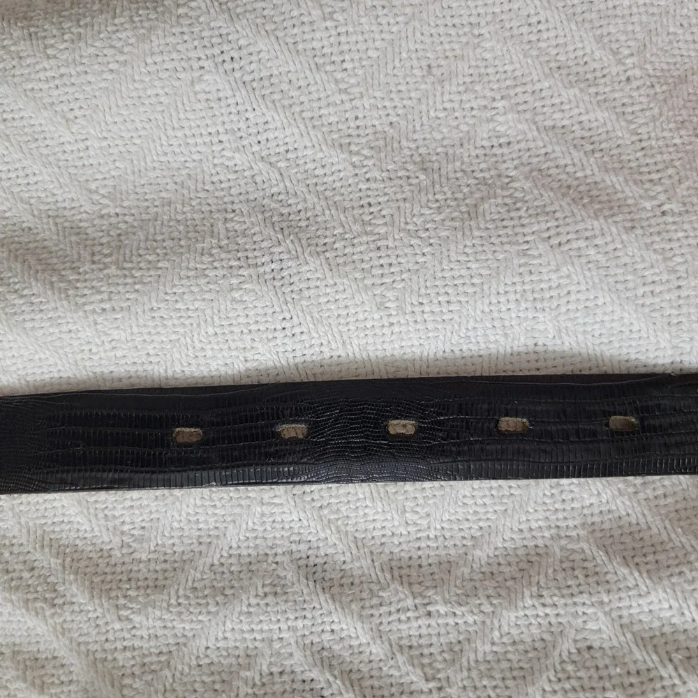 Calvin Klein Womens Black Lizard Grain Leather Belt Sz M Made in USA FLAWED READ